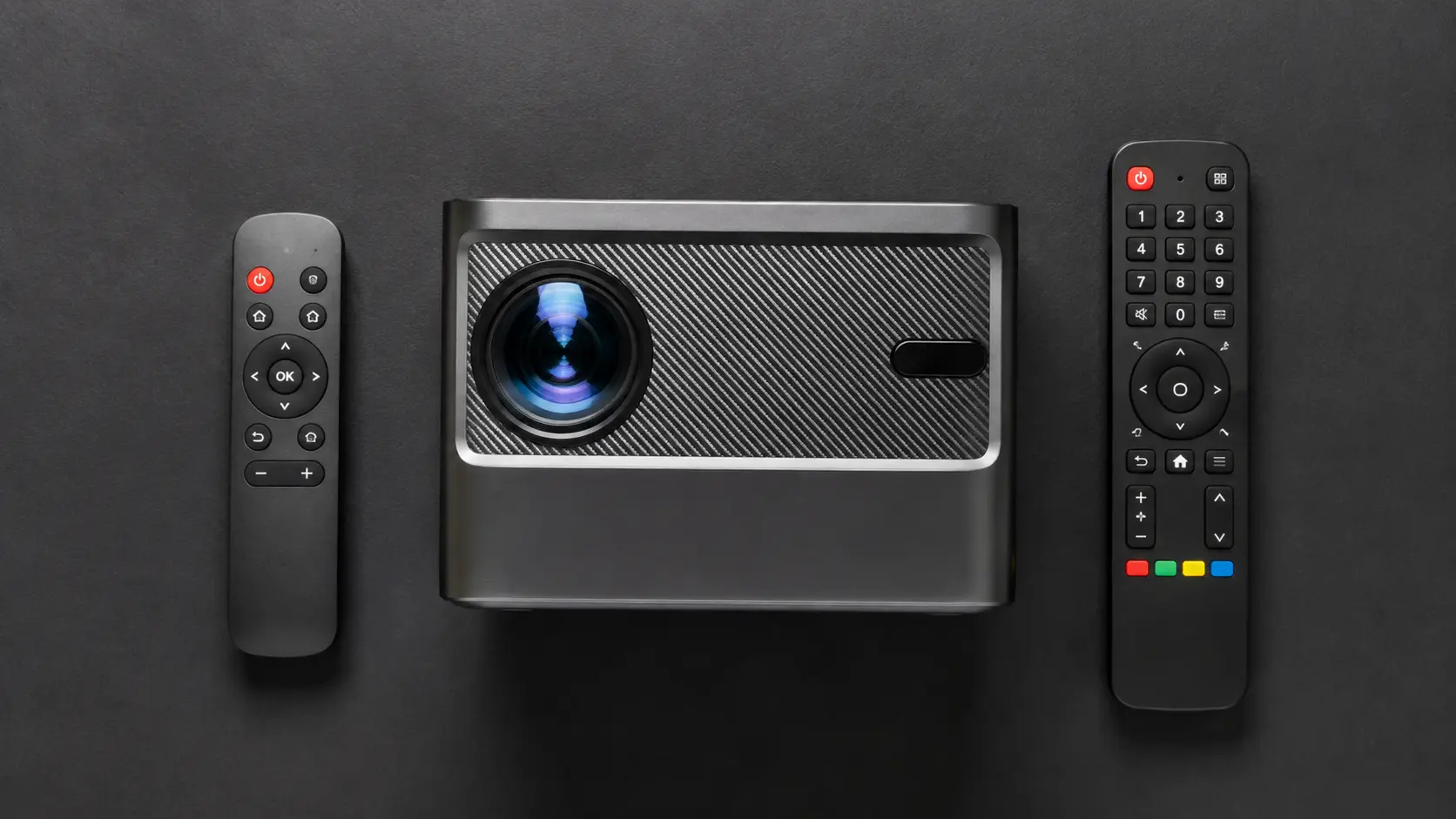 TV vs Projector Comparison - Digital Minds